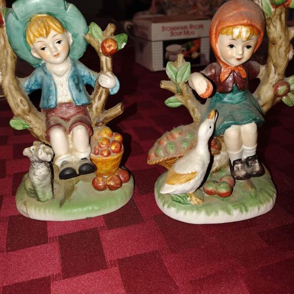 🙂Homco Home Interiors Pair Of Boy And Girl Figurines - Picture 2 of 7